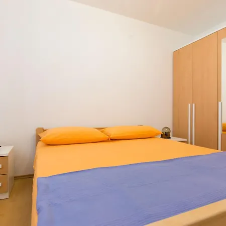 Samy By Interhome Apartman