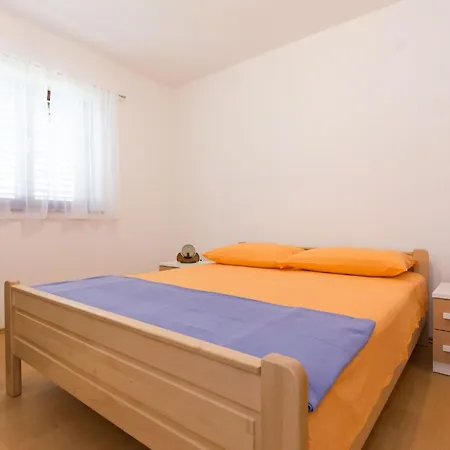 Samy By Interhome Apartman